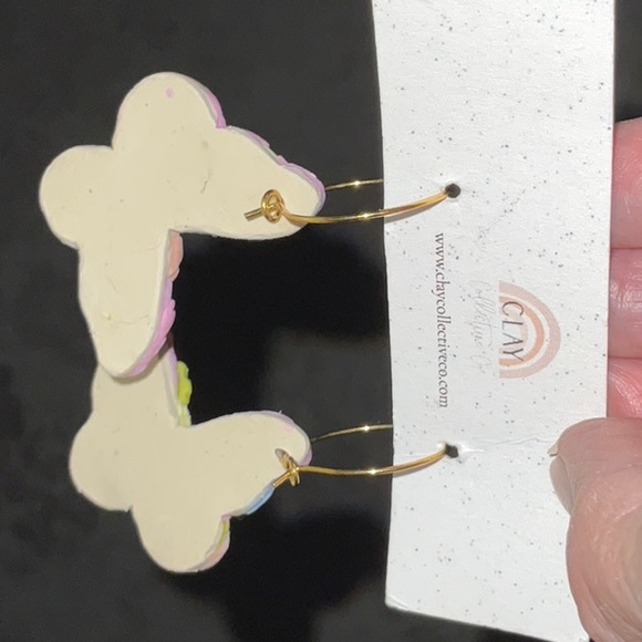 Clay Collective Co Floral Butterfly Earrings Lightweight Spring Colors - Picture 6 of 11